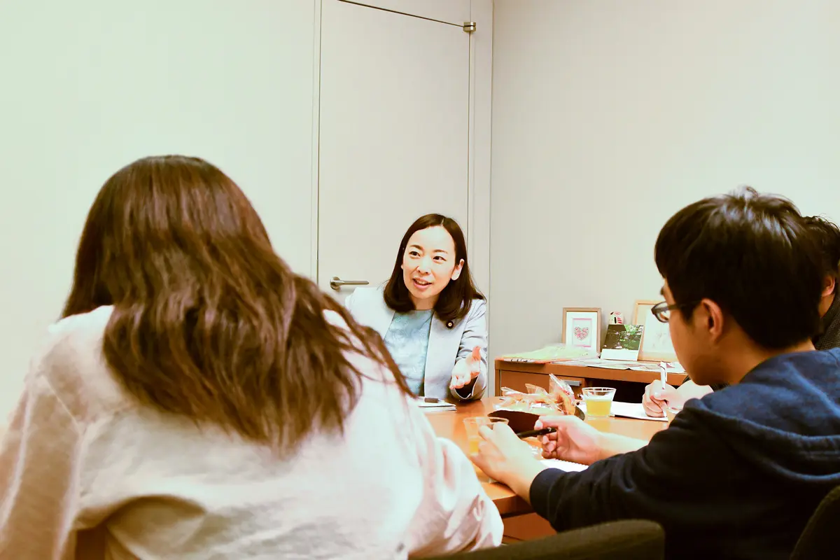高学費、“奨学金苦”を告発
